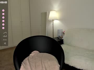 webcam girl intrigueeme today image #2292966