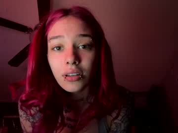 webcam girl lookingforlona today image #4096044