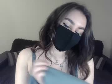 webcam girl cutiecarmen_ today image #1733871