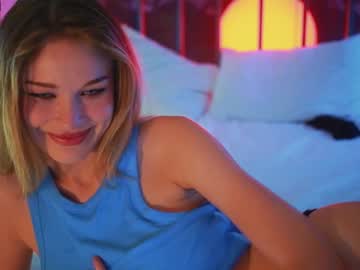 webcam girl kirsten_xxx today image #2418505