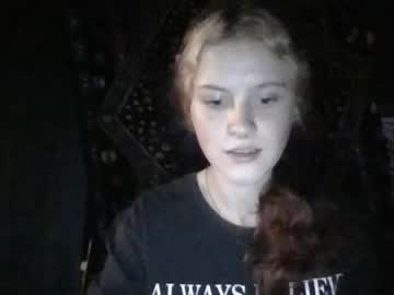 webcam girl ghost_bby2 today image #3937693