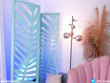 webcam girl mariannacruzz today image #2136496