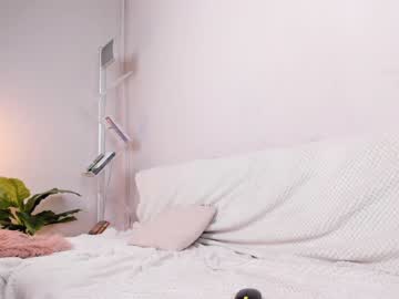 webcam girl anjy_violet today image #3832581