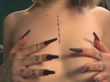 webcam girl sophiastorm today image #881257