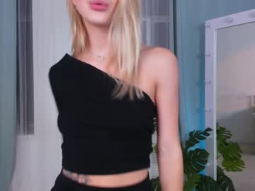 webcam girl emmi_rosee today image #934552