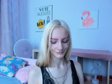 webcam girl erika__lodge today image #2305513