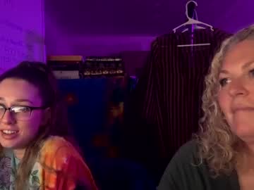 webcam girl boyzenberrykush today image #3666168