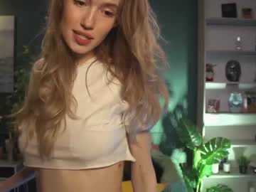 webcam girl lolly_8ella today image #1407456