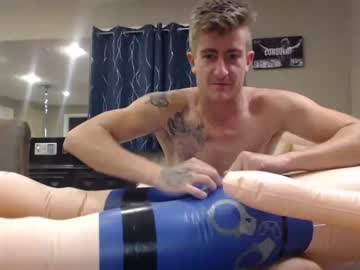 webcam couple ryanrailer today image #2897972