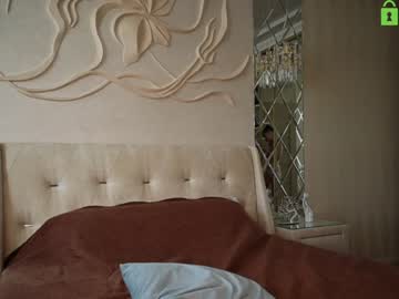 webcam girl fallen_angel_18 today image #2899706