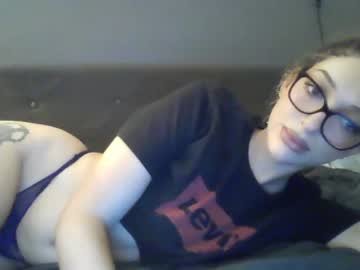 webcam girl h0neylem0n today image #1937609