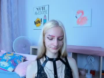 webcam girl erika__lodge today image #2305112