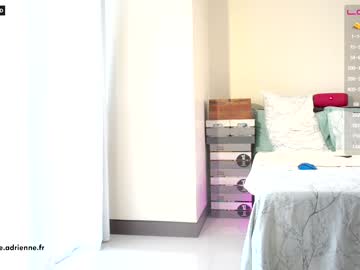 webcam girl belle_adrienne today image #693278