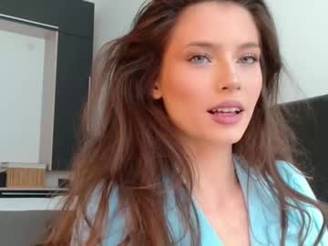 webcam girl isia_slay today image #2261880