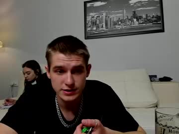 webcam couple justfriends_havesex today image #1629766