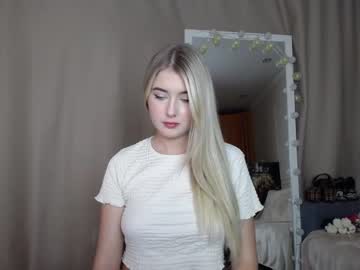 webcam girl cute18cute today image #2492837
