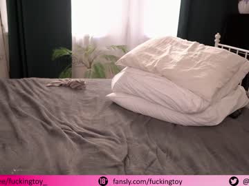 webcam girl fuckingtoy_ today image #2335880