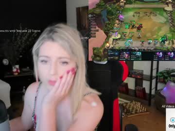 webcam girl kimilee22 today image #2026895