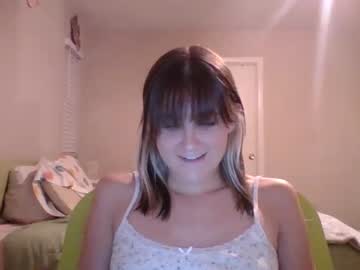 webcam girl pixxxiebby today image #2418843