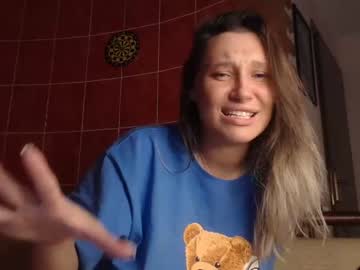 webcam girl highlemonsss today image #783263