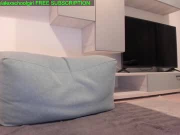 webcam girl schoolgirl19 today image #1623768