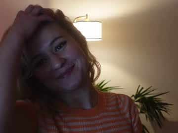 webcam girl internet_famous today image #2599304