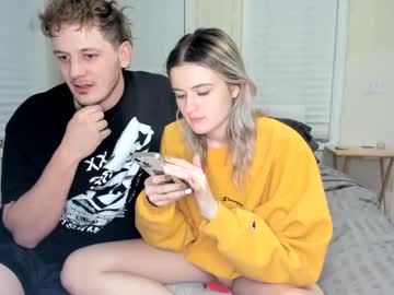 webcam couple zaddychokesalot today image #3501411