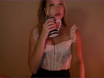webcam girl bitter_moon today image #3564709
