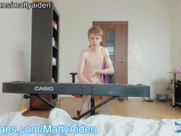 webcam man topganhotty today image #1423072