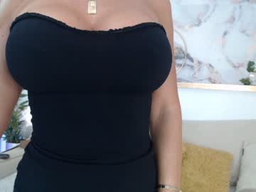 webcam girl marrylouanne today image #3062906