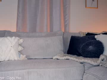 webcam girl x_lily_x today image #1985774
