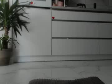 webcam girl meryfoxxx today image #2535979