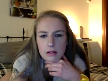 webcam girl marilynbelle today image #824422
