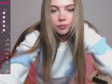 webcam girl small_blondee today image #3011059