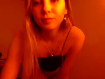webcam girl lilruchi today image #2868665