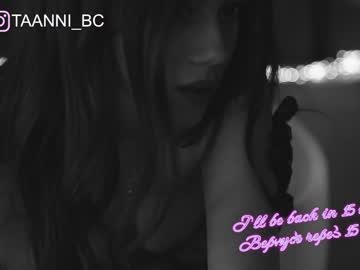 webcam girl taanni_bc today image #3080022