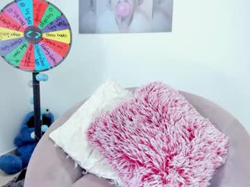 webcam girl missniley today image #3370000
