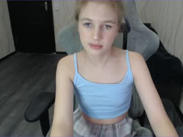 webcam girl kylie_mine today image #2809600