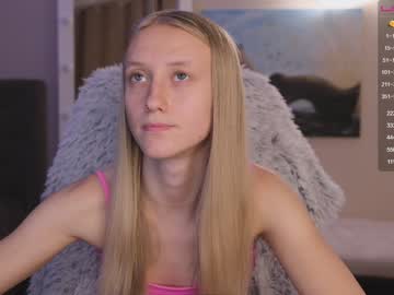 webcam girl angeellina today image #393516