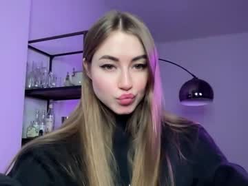 webcam girl strawberryjamx today image #3541275