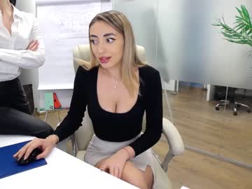 webcam girl babesgowild today image #1001357