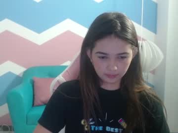 webcam girl lalitaa__ today image #3945272