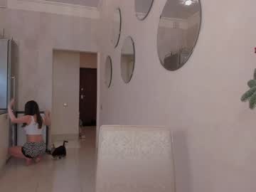 webcam girl strawberry_donut today image #675590