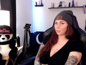 webcam girl bigtittedtattedlesbian today image #1547035