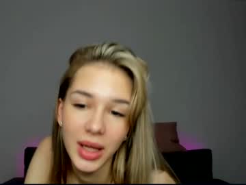 webcam girl holly____ today image #3167774