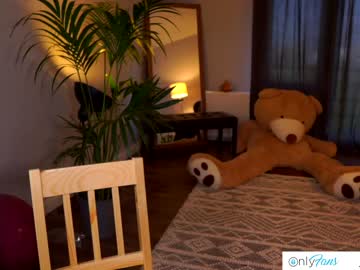 webcam girl juicyandthepussyblvd today image #2117622