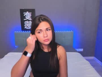 webcam girl sparklylinda today image #1643424