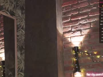 webcam girl hoolybunny today image #3579228