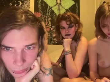 webcam couple polyhouseofgays today image #3365741