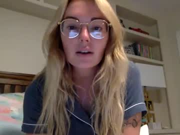webcam girl lulu22199 today image #4027915